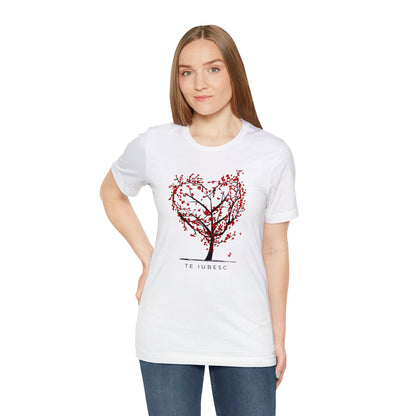 "Te Iubesc: Romanian Text Short Unisex Sleeve Tee – Wear Your Love Proudly"