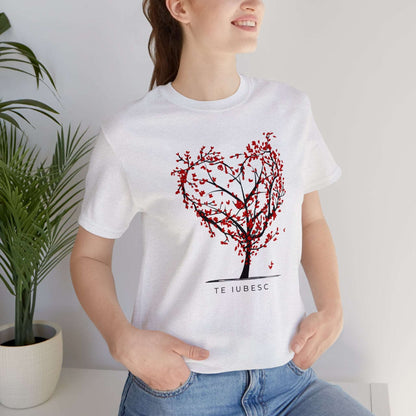 "Te Iubesc: Romanian Text Short Unisex Sleeve Tee – Wear Your Love Proudly"